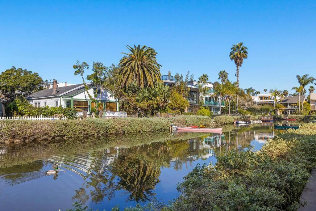 Elegant Mediterranean Waterfront