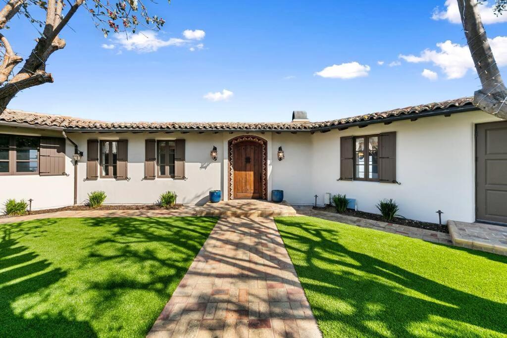 Villa Hollywood Hills Luxury Spanish Estate With Pool & Views Los Angeles