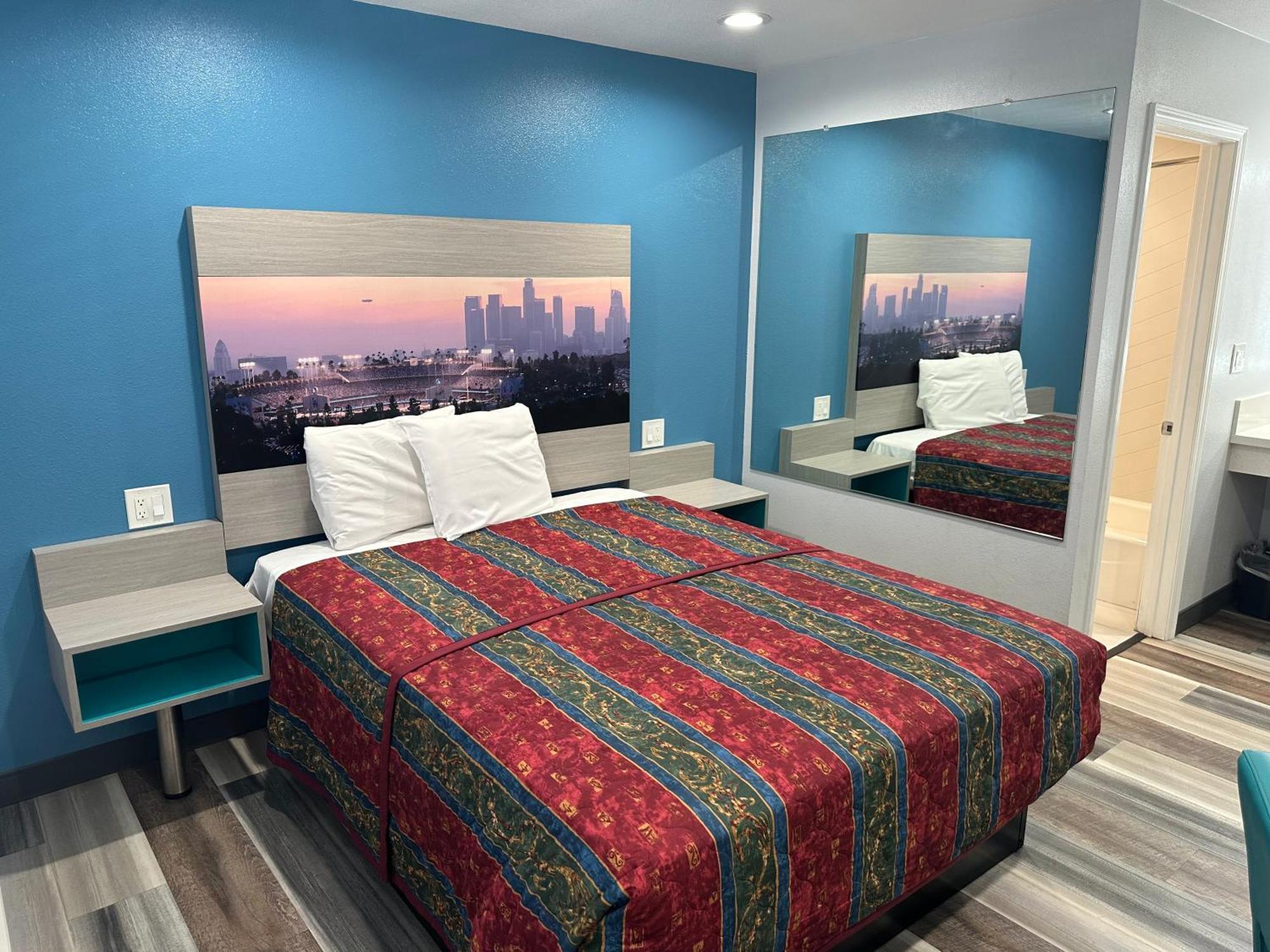 Sahara - Angeles Motel