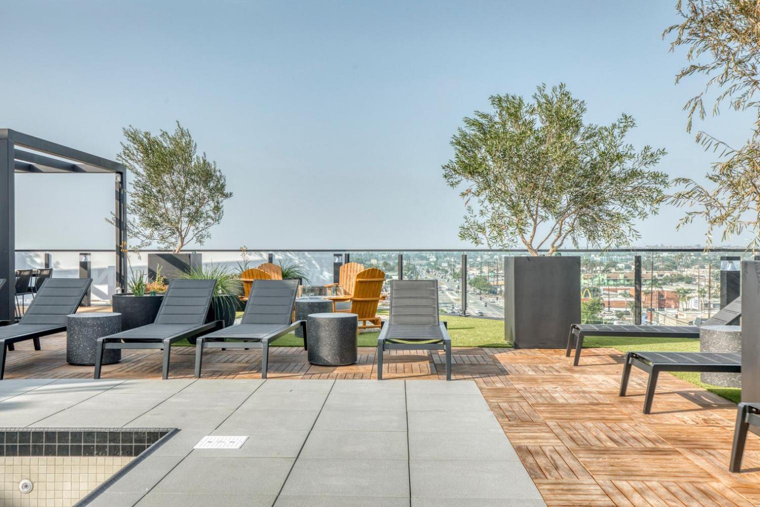 Culver 1br W Pool Gym Wd Nr Bars Lax-933 Los Angeles