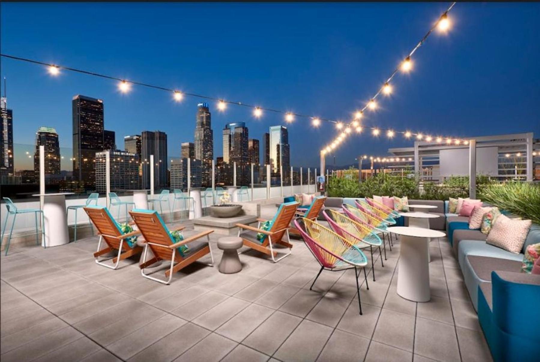 Floor High Rise 3 Bed Dtla Skyscraper Penthouse Apartment *