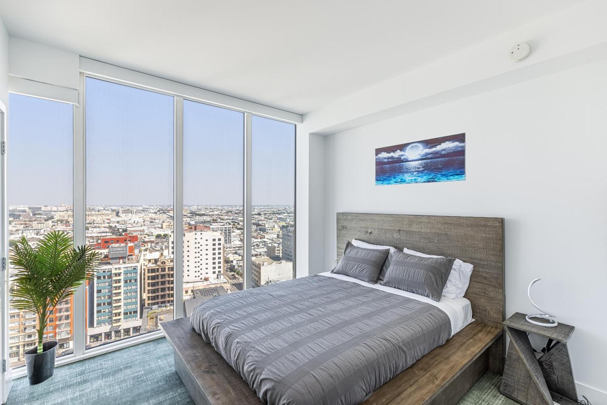 Floor High Rise 3 Bed Dtla Skyscraper Penthouse Apartment Los Angeles