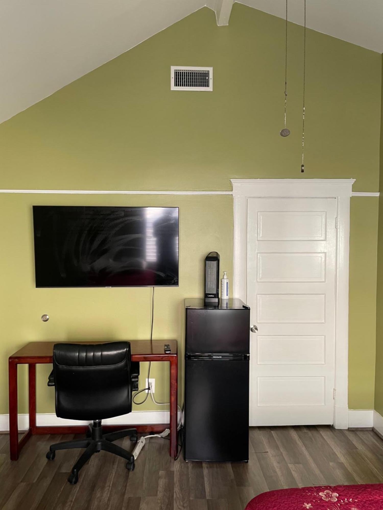Homestay Private La Oasis: Usc-adjacent Comfort With Full Amenities *