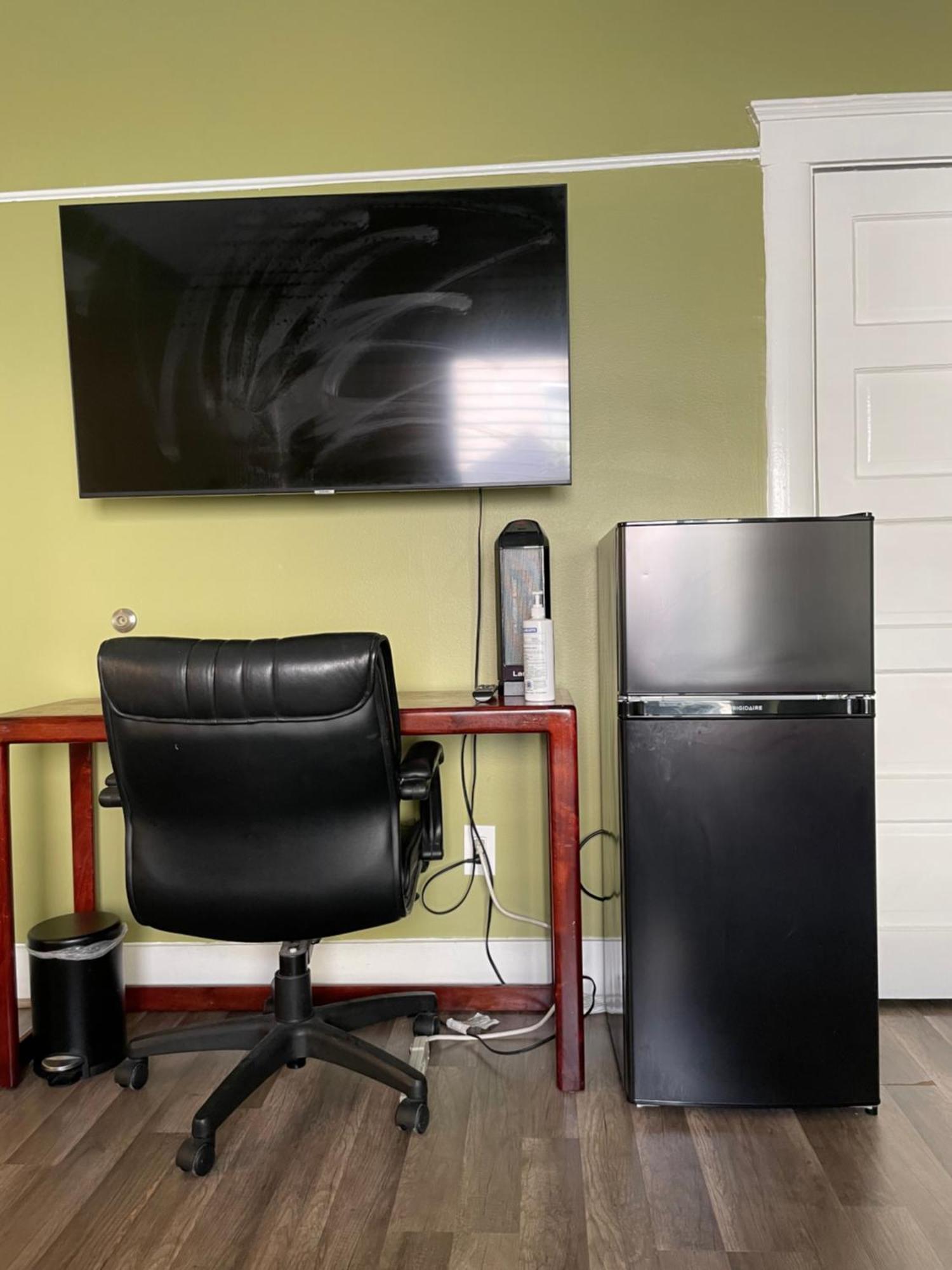 Private La Oasis: Usc-adjacent Comfort With Full Amenities *