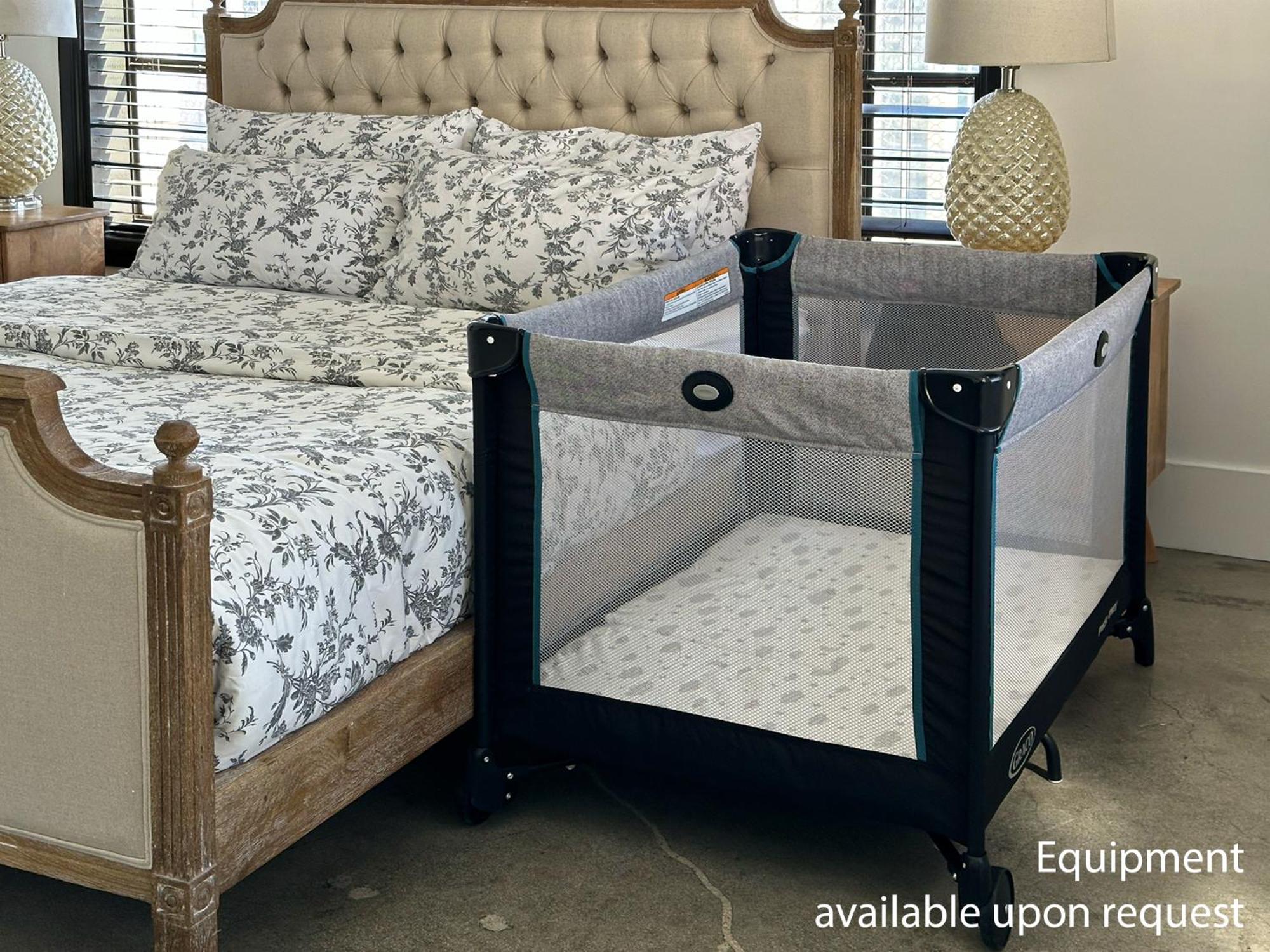 Fashion Loft 2 Bedroom Downtown Apartment