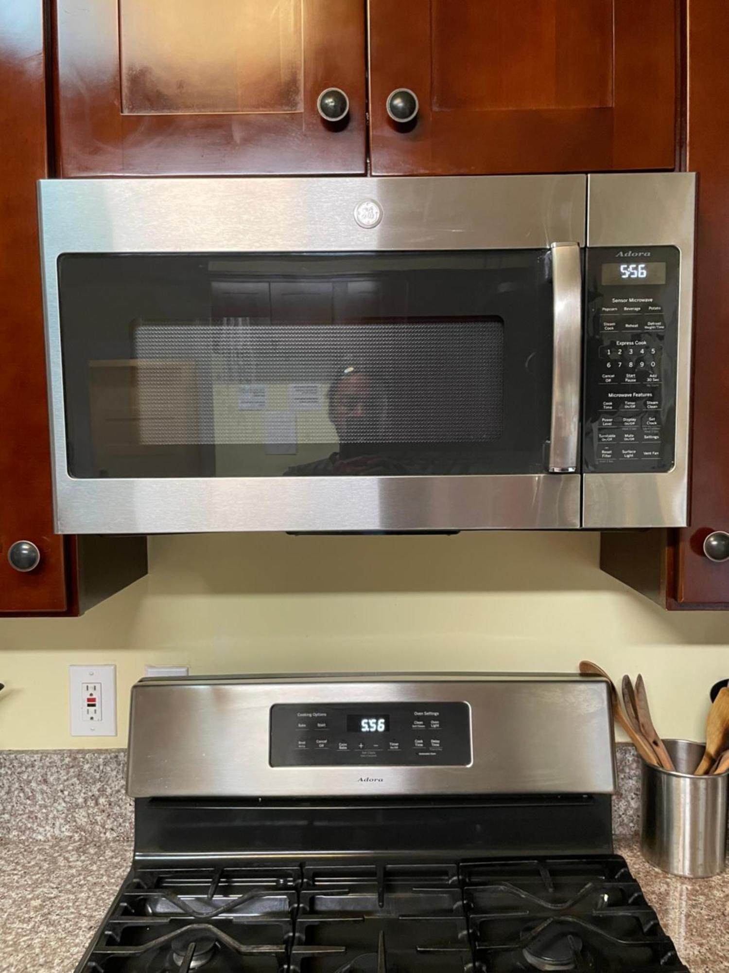 Homestay Private La Oasis: Usc-adjacent Comfort With Full Amenities Los Angeles