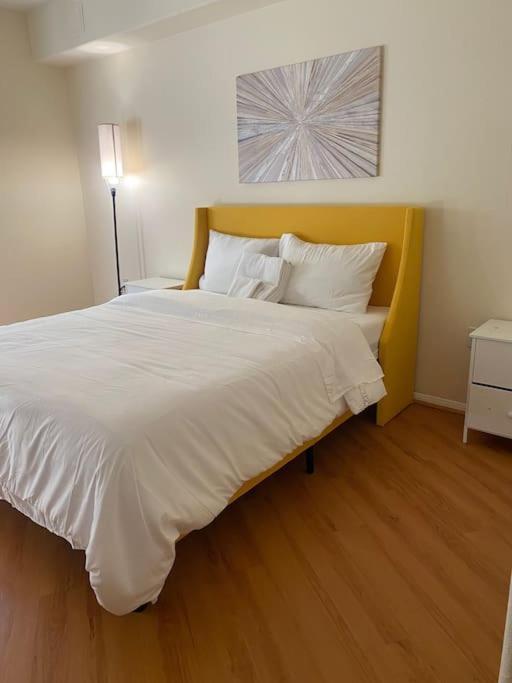 Adorable And Bright 2bd 2br 840 Los Angeles