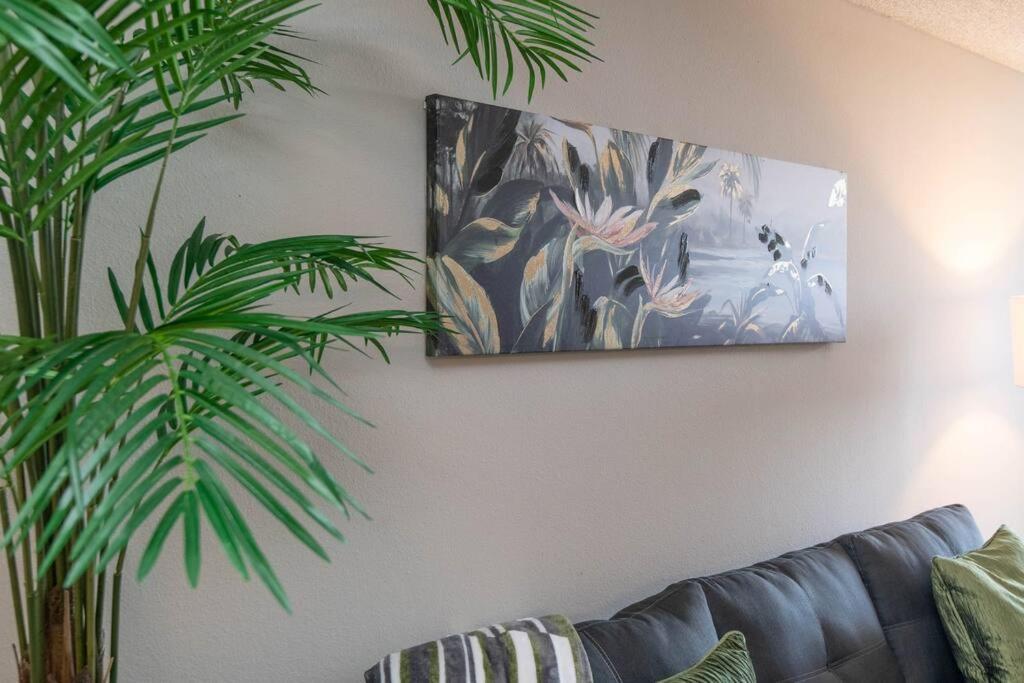 Hollywood 1bed W Rooftop Pool & Panoramic View Los Angeles