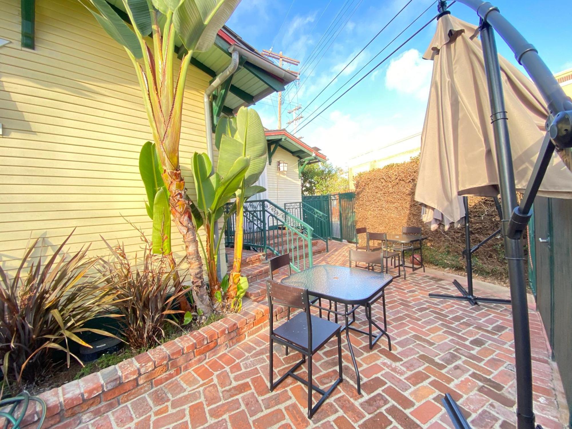 Venice Beach International Traveler Guest house
