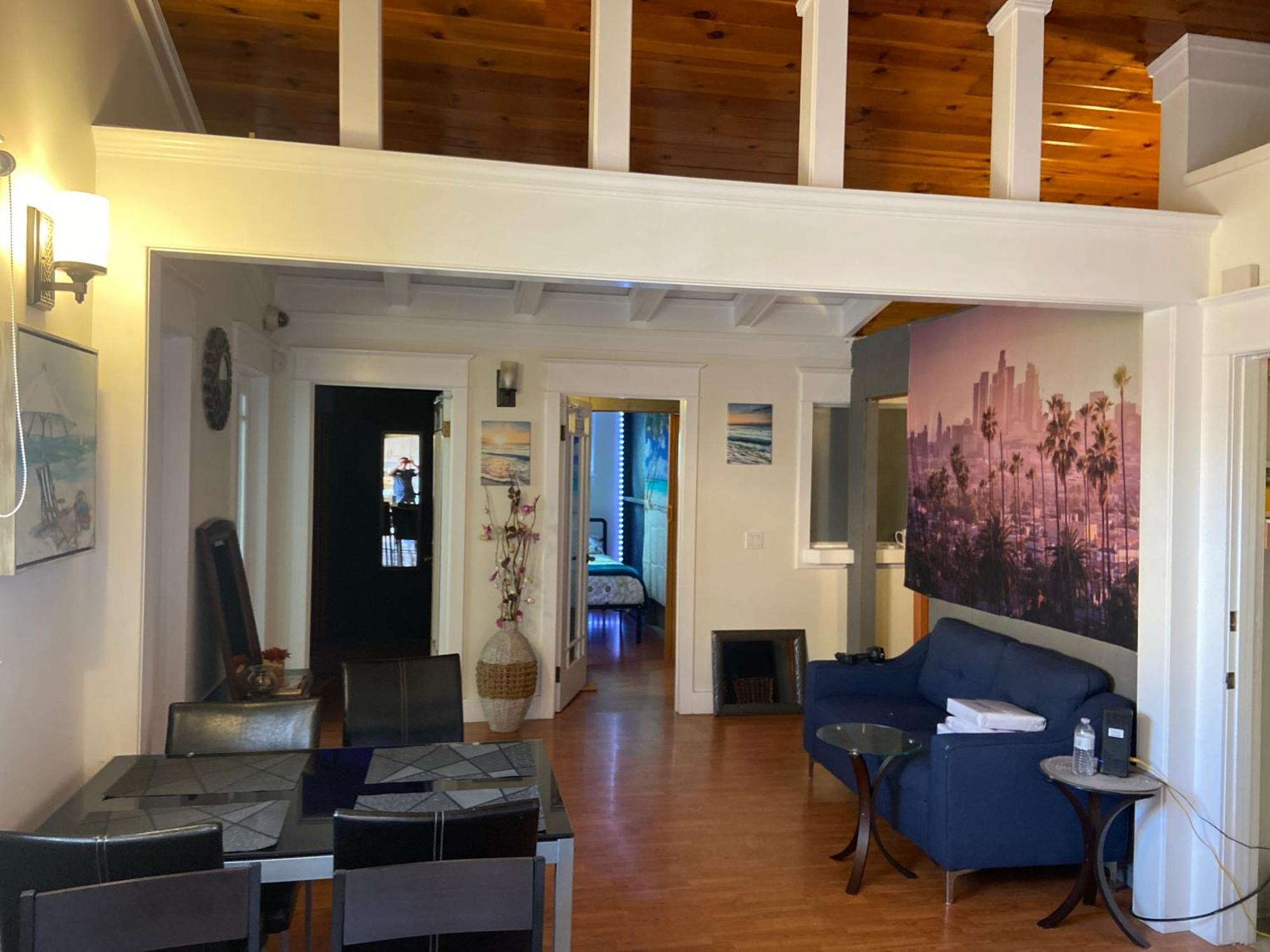 Venice Beach International Traveler Guest house *