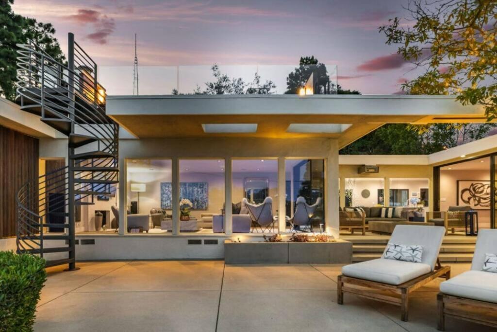 Hollywood Hills Oasis: The Ultimate Luxury Retreat * Los Angeles