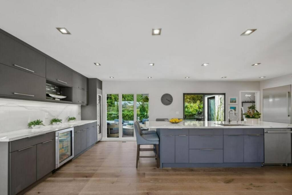 Hollywood Hills Oasis: The Ultimate Luxury Retreat * Los Angeles