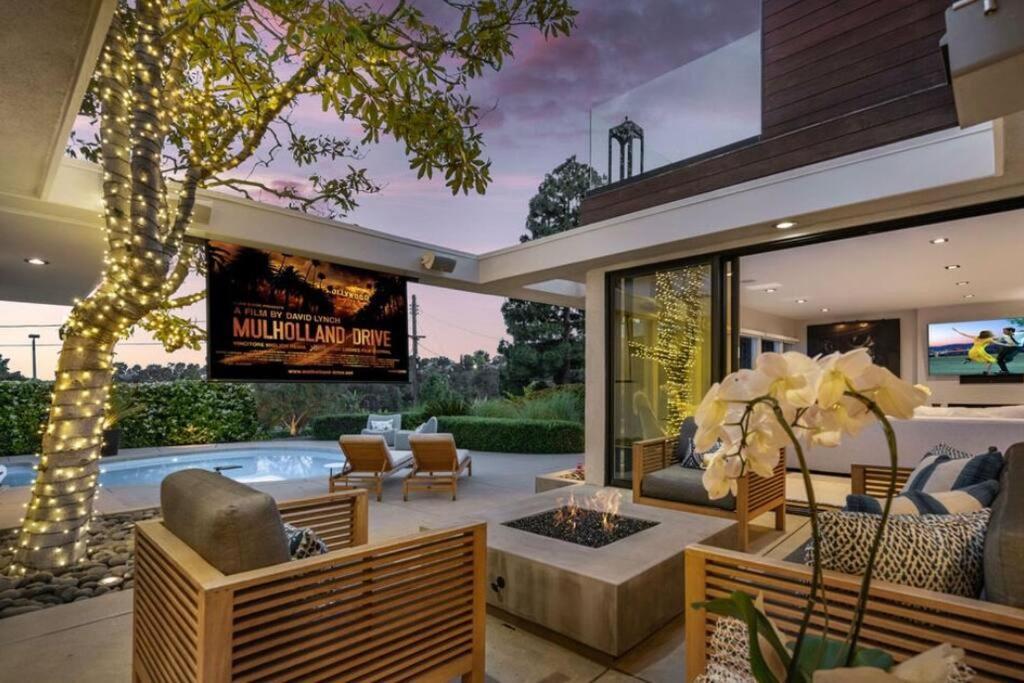 Villa Hollywood Hills Oasis: The Ultimate Luxury Retreat *