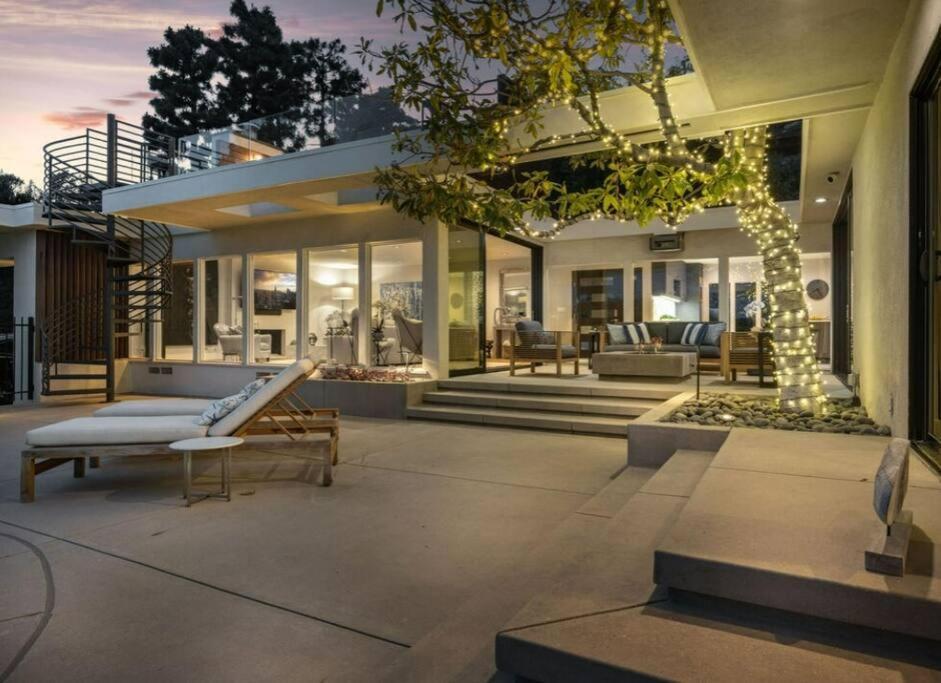 Hollywood Hills Oasis: The Ultimate Luxury Retreat * Los Angeles
