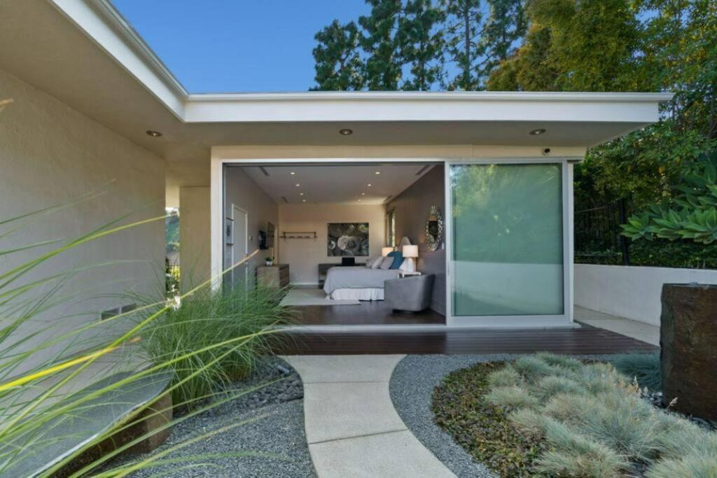 Villa Hollywood Hills Oasis: The Ultimate Luxury Retreat Los Angeles