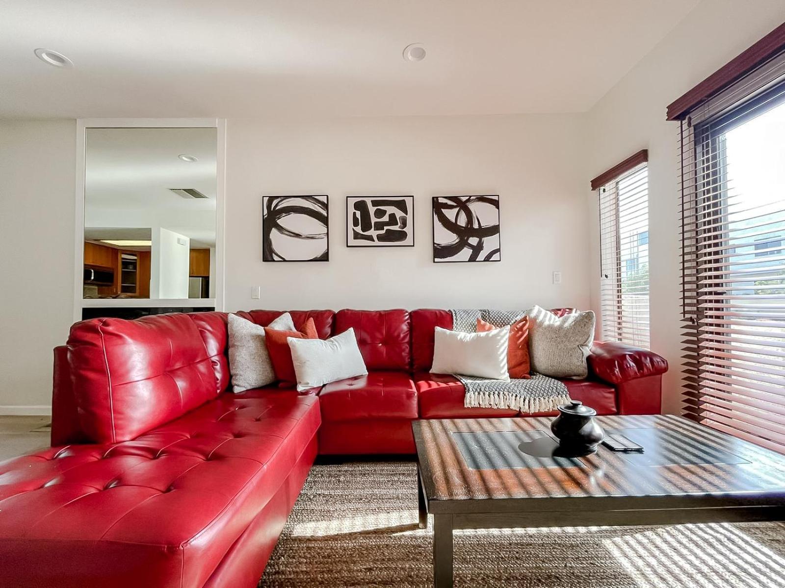 *weho/beverly Hills* Luxury 2bd/2.5ba + Balconies * Los Angeles