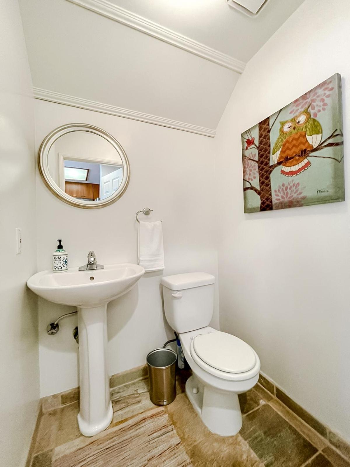 *weho/beverly Hills* Luxury 2bd/2.5ba + Balconies