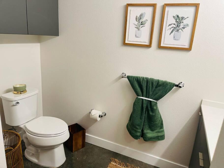 Luxury Modern And Bright In Hollywood 2br 2ba- 5215 Apartment Los Angeles