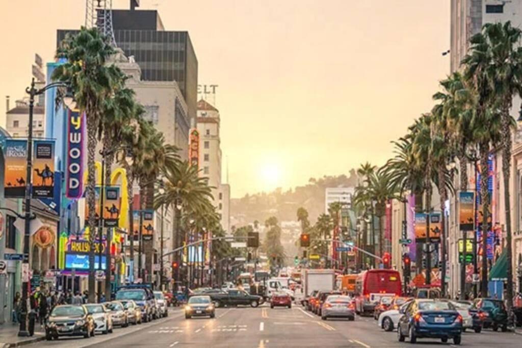 Luxury Modern And Bright In Hollywood 2br 2ba- 5215 *
