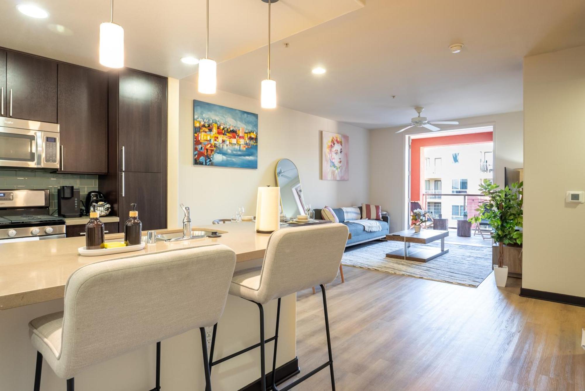 Charming Luxury With Hollywood Sign View Apartment Los Angeles