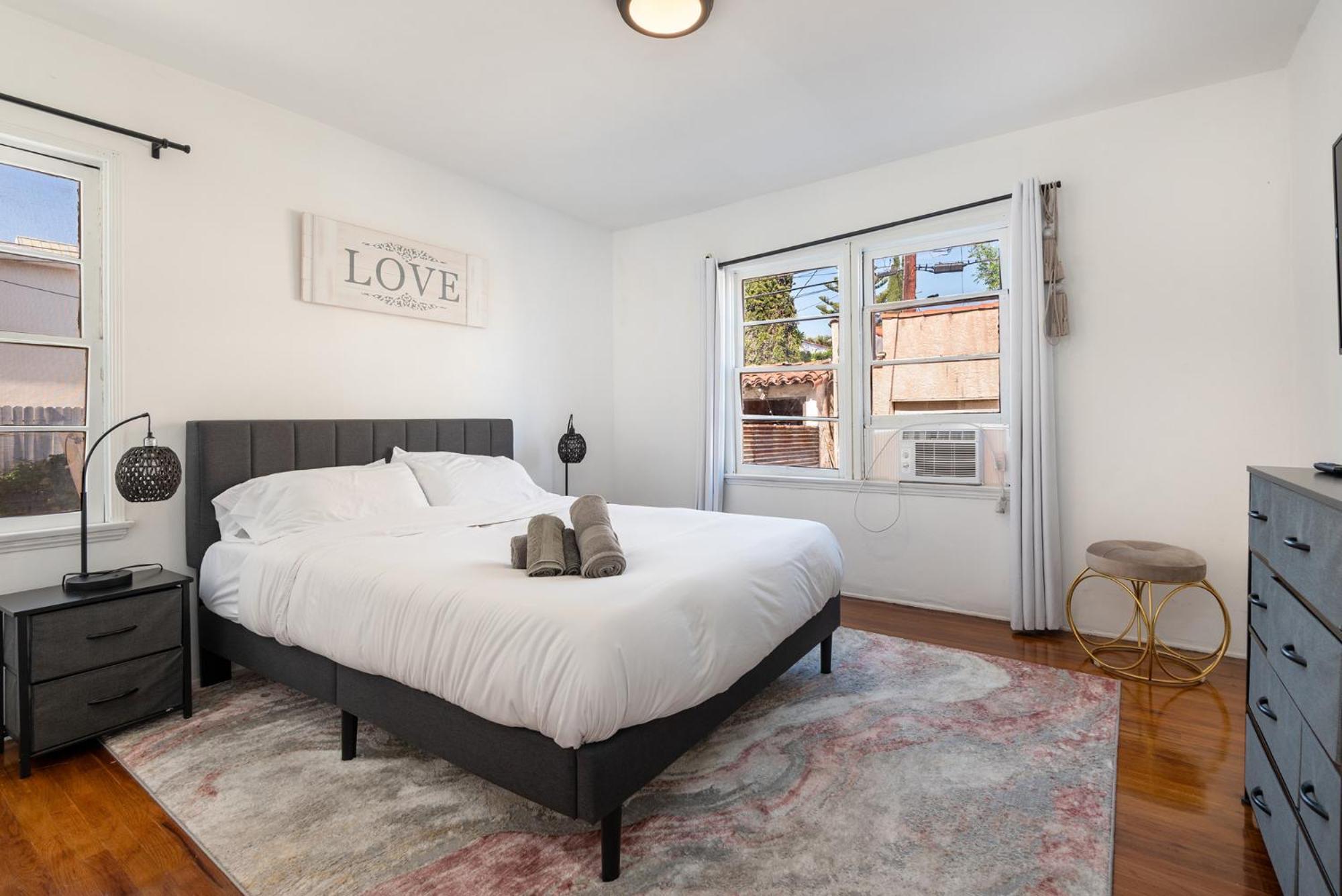 Charming 1-bedroom With Hot Tub Apartment *