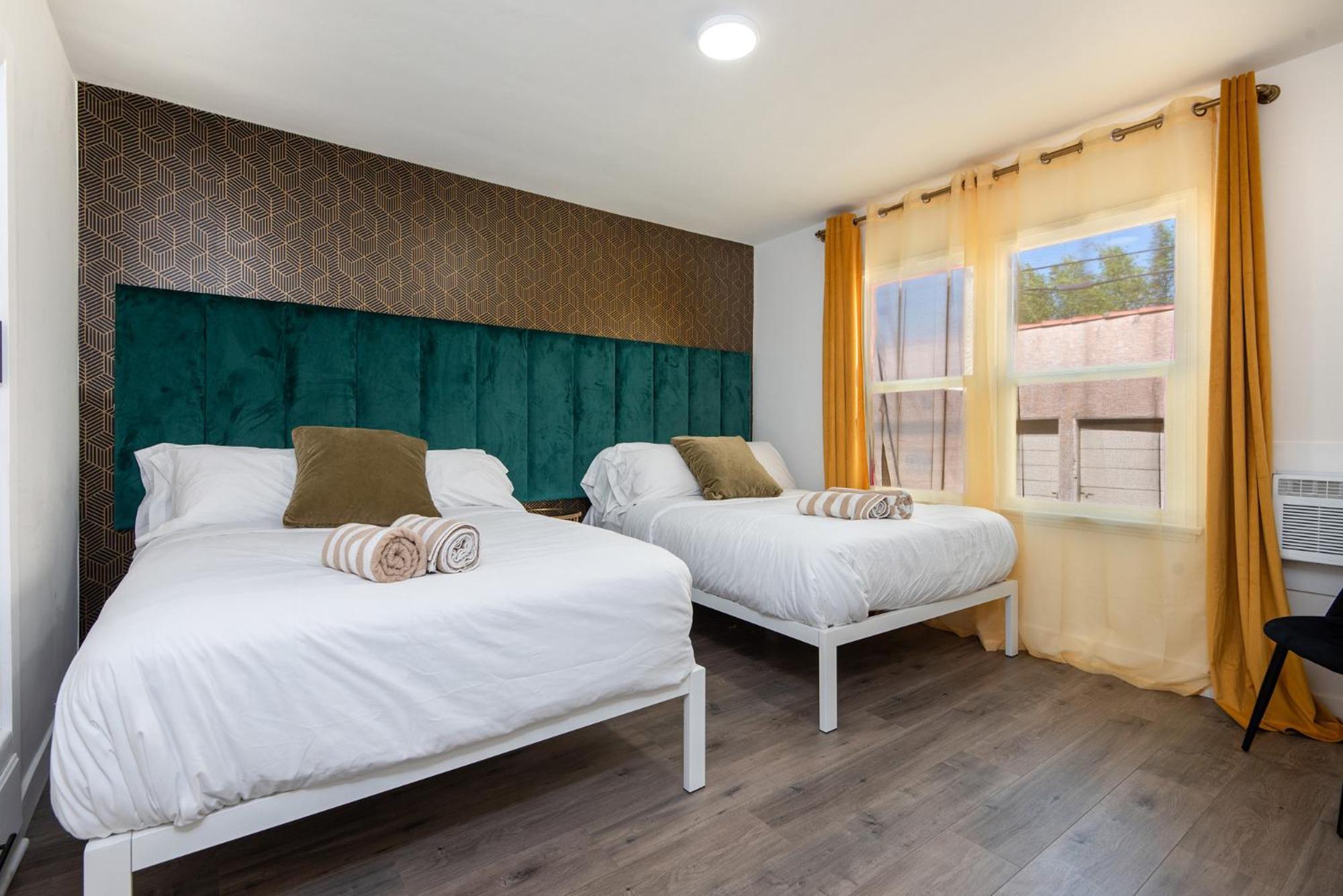 Prime Location And Luxury Living W/ Hot Tub Los Angeles