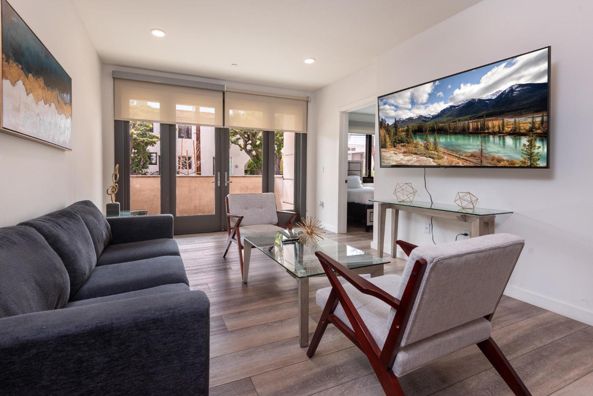 Apartment Beverly Hills Luxury 2bd 2ba Gated Parking! *