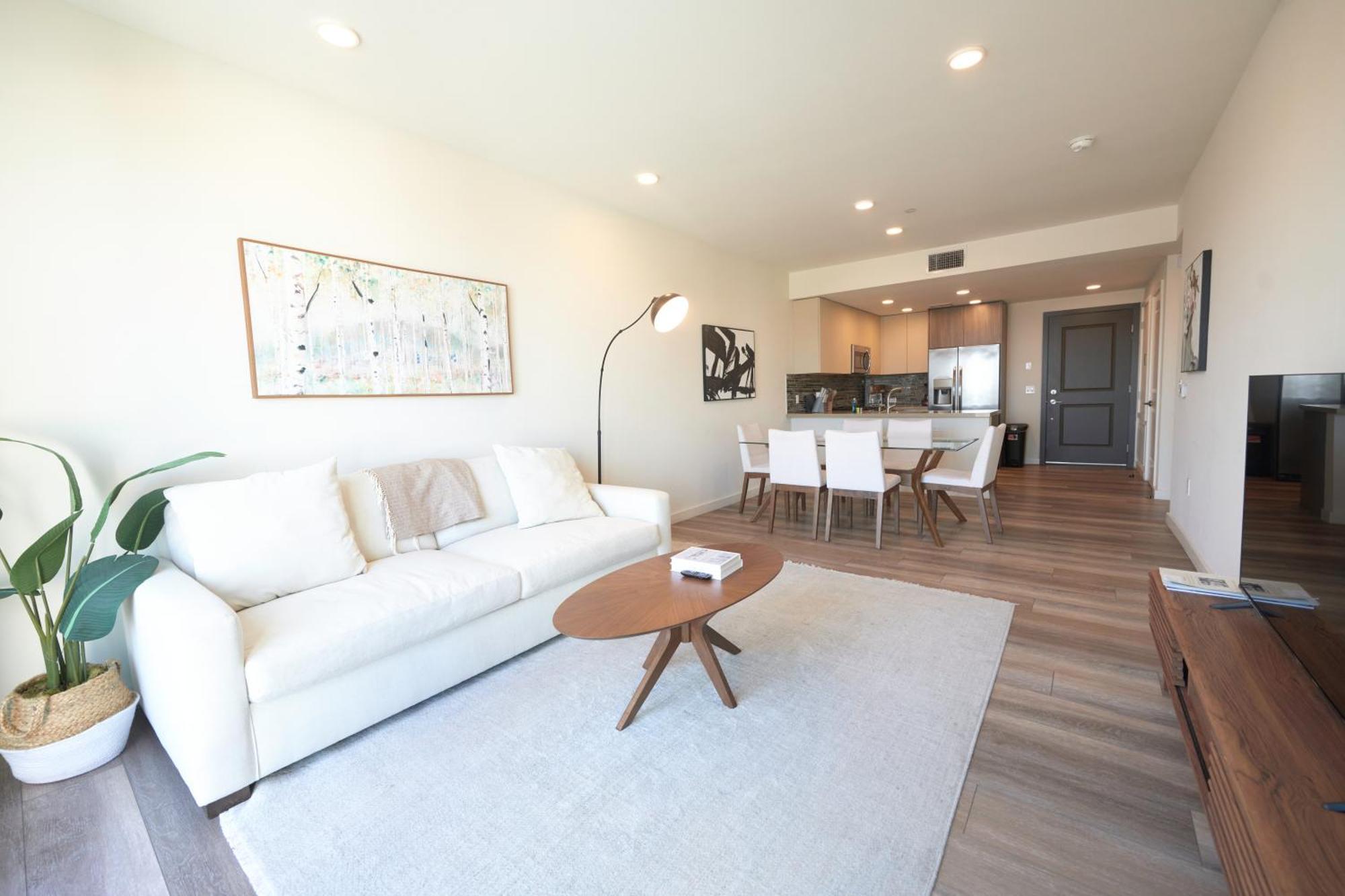 Apartment Beverly Hills Penthouse 2bd 2ba Floor! *