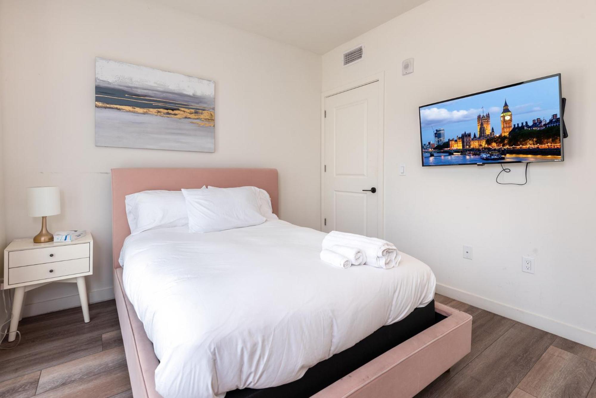 Apartment Beverly Hills Luxury 2bd 2ba Gated Parking! Los Angeles