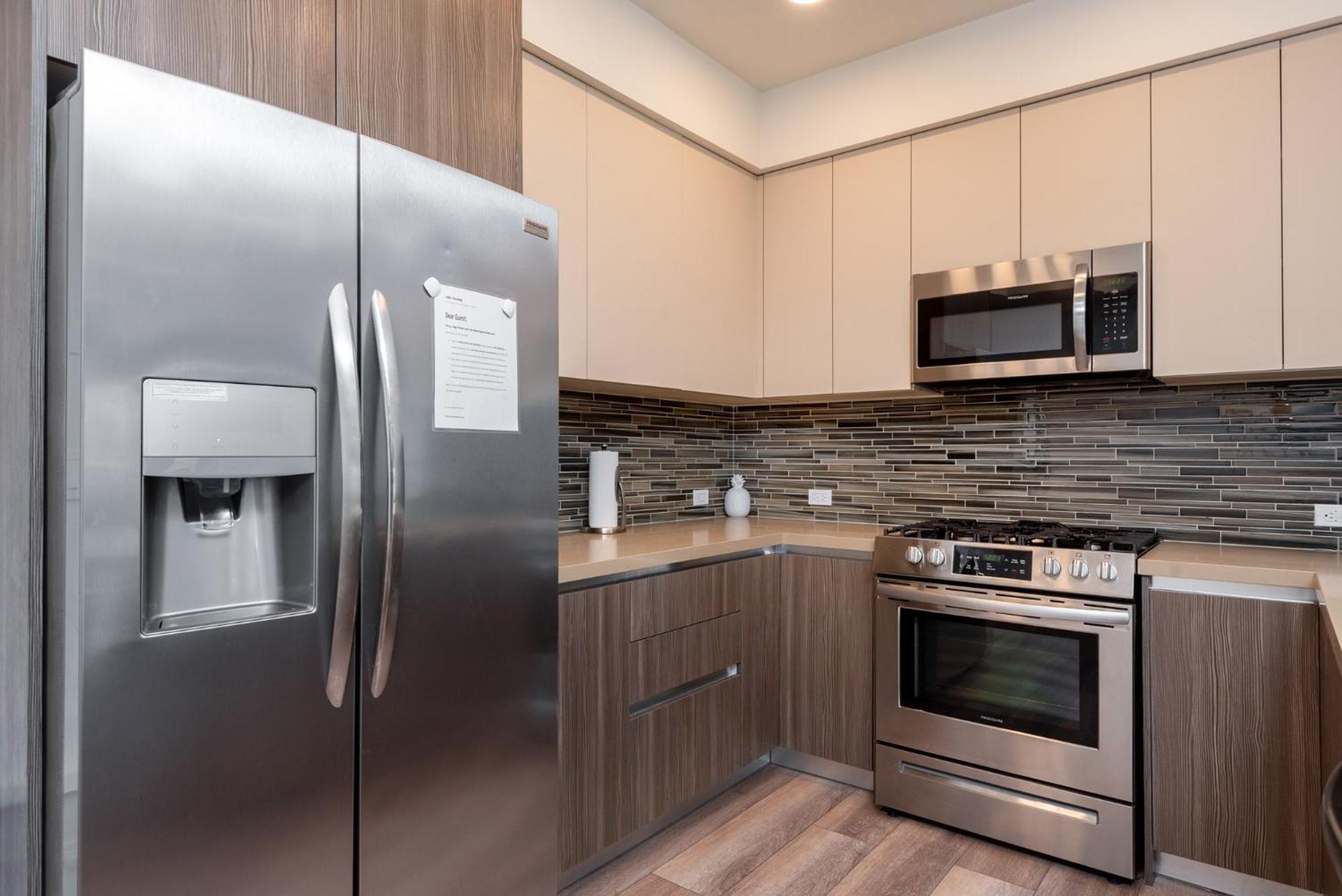 Apartment Beverly Hills Luxury 2bd 2ba Gated Parking!