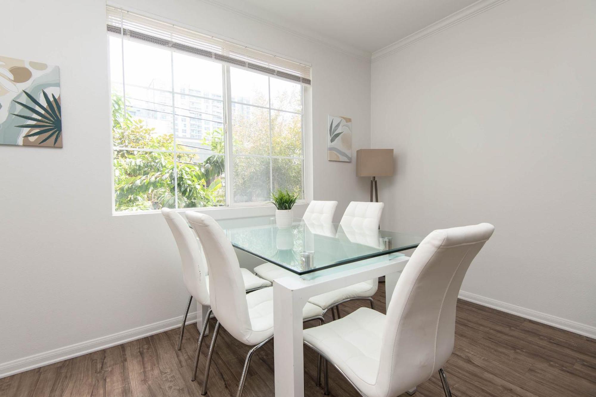 Two Bedroom Sleeps 6 With Free Parking Near Boating Apartamento *