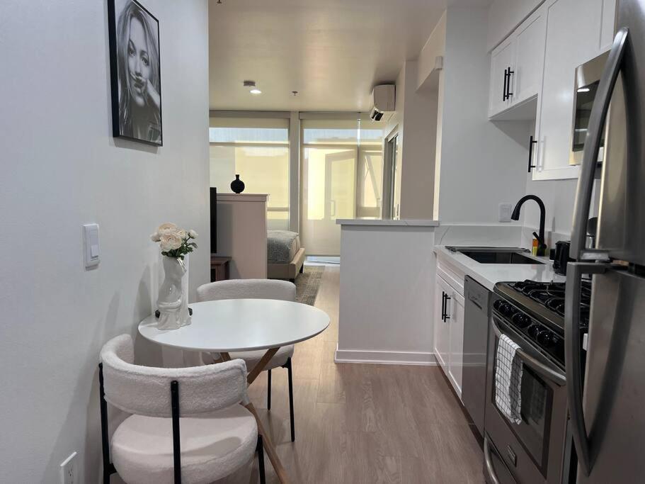 Apartamento Fortuna-seaside Retreat In Santa Monica, Steps To The Beach, Free Parking