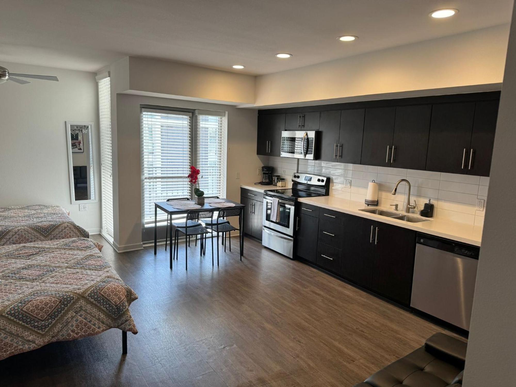Incredible Hollywood Loft Free Parking * Los Angeles