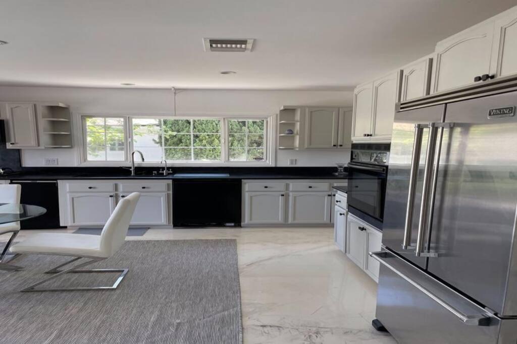 3 Bd In Heart Of Beverly Hills Apartamento