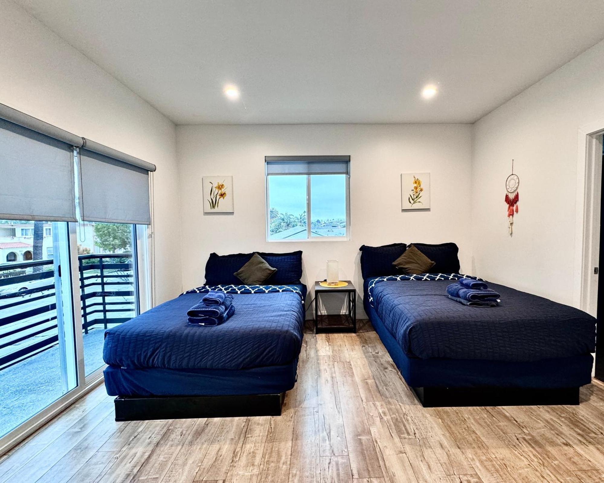 4br/4br Modern House At Mid-city Holiday home *