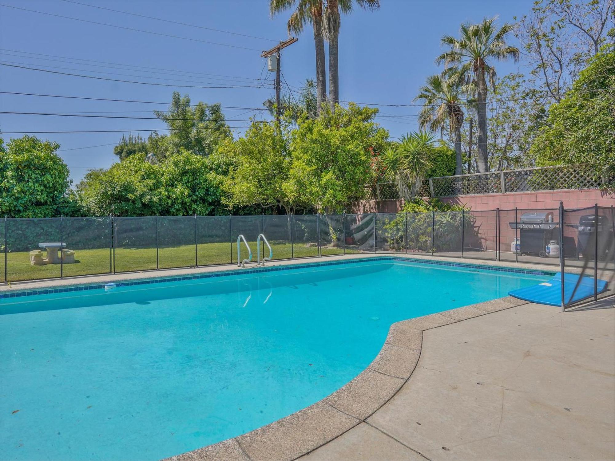 Hollywood Dream Pool & King Beds Los Angeles