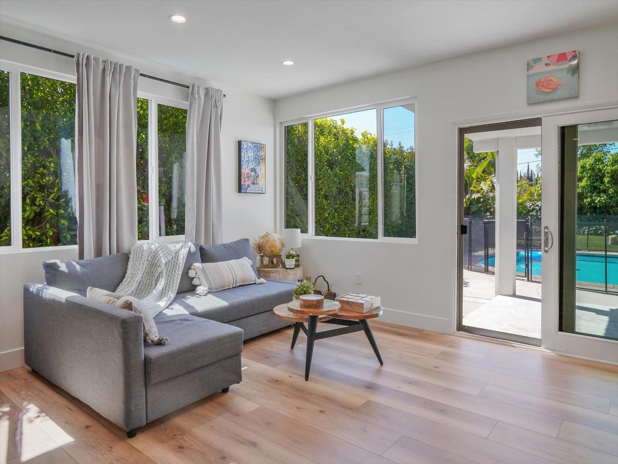 Hollywood Dream Pool & King Beds Los Angeles