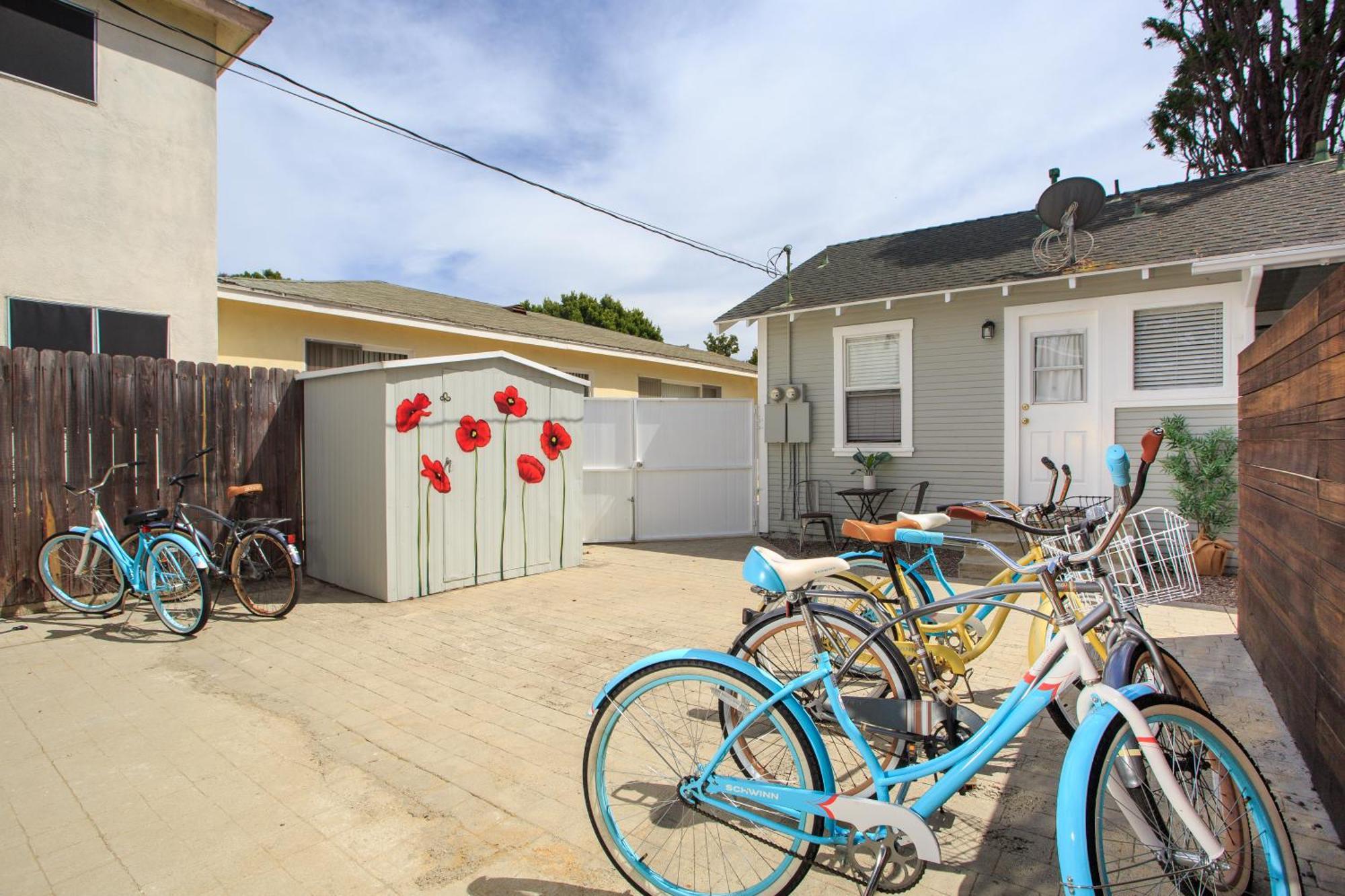 Stylish 2bed 2bath Culver With Bicycles *