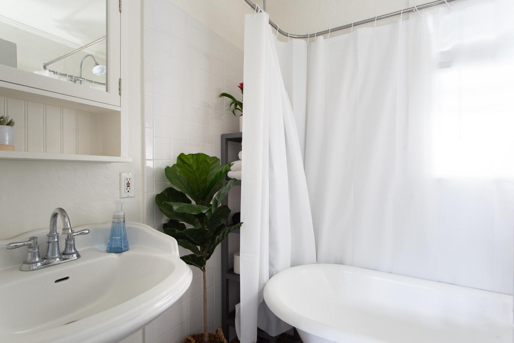 Holiday home Stylish 2bed 2bath Culver With Bicycles Los Angeles