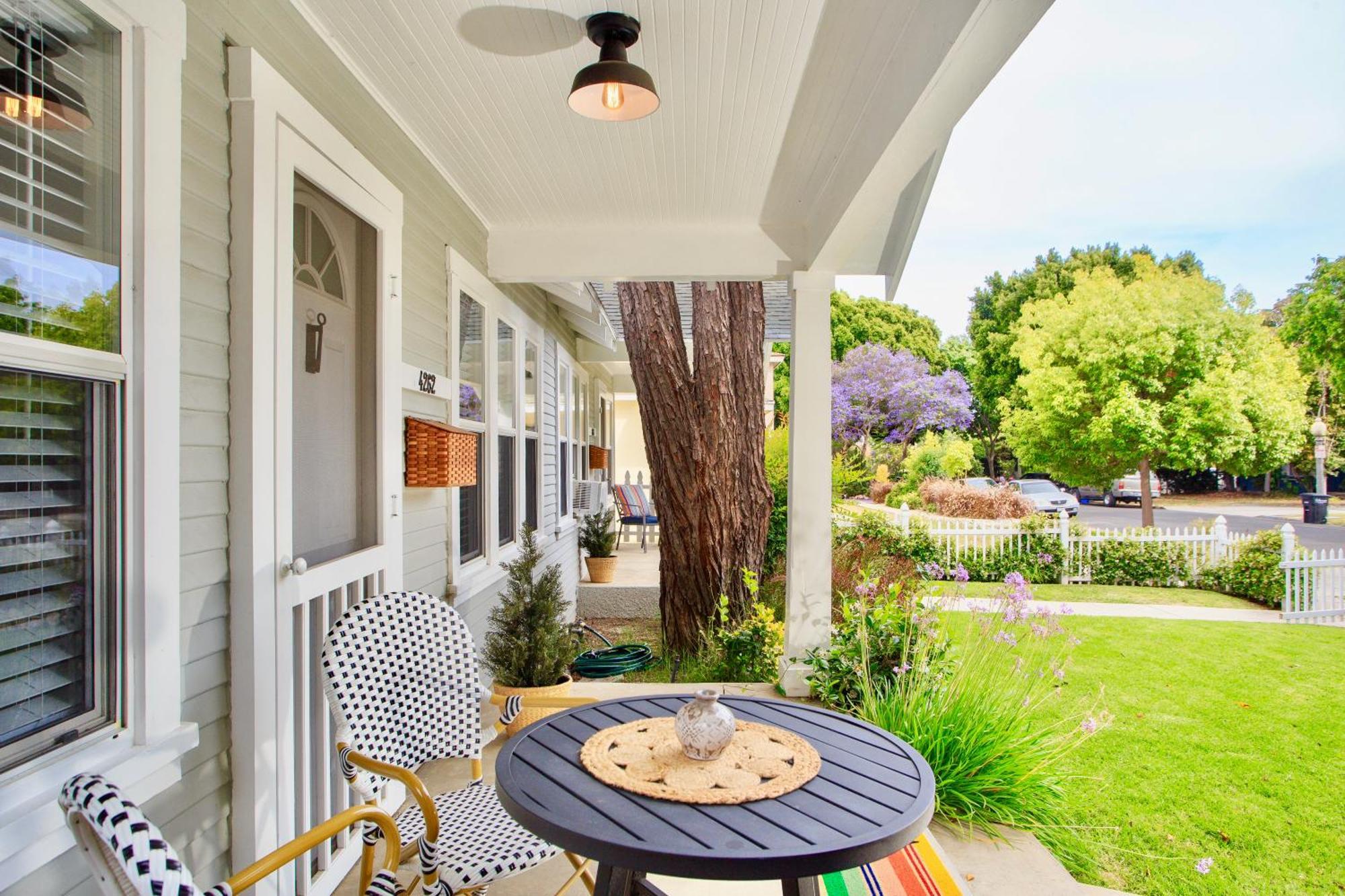 Stylish 2bed 2bath Culver With Bicycles *