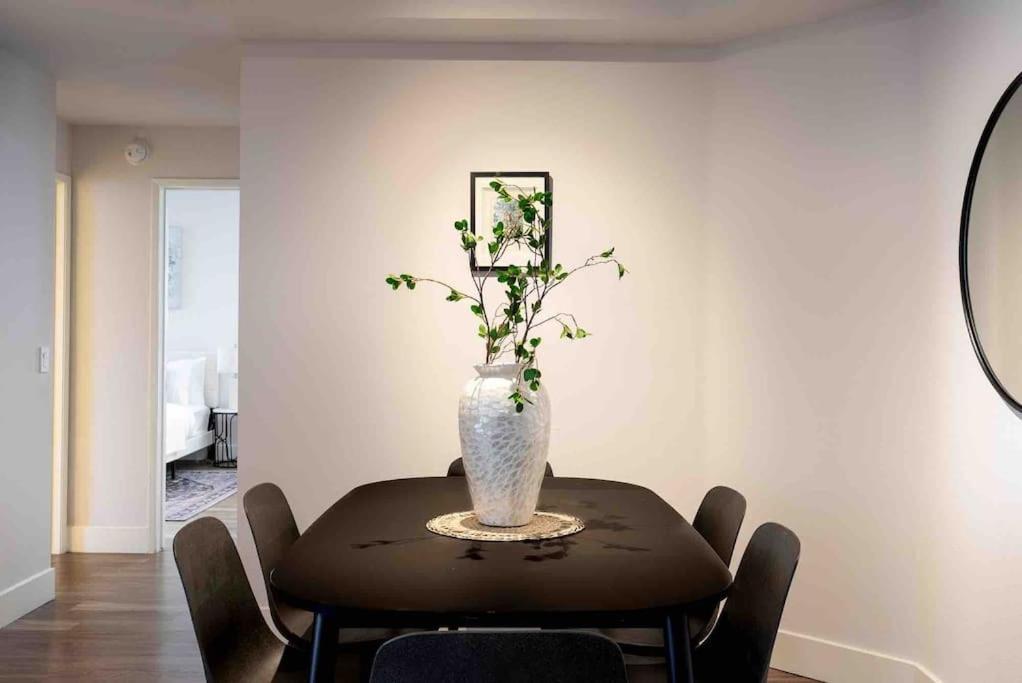 Apartment Tulip - 2 Bedroom In West Hollywood *