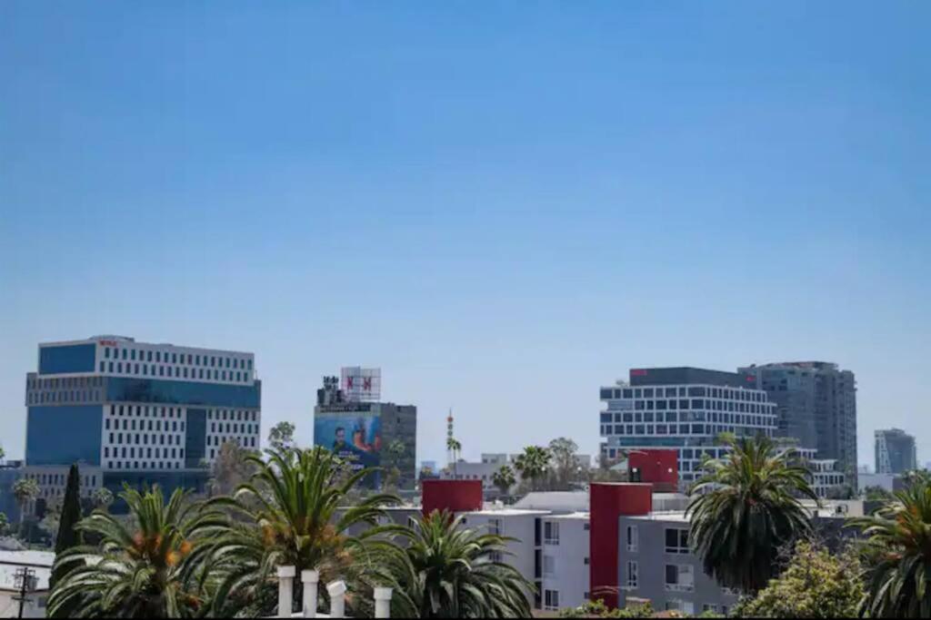 Hollywood Sleep 7 Panoramic View Two Bedroom With Rooftop