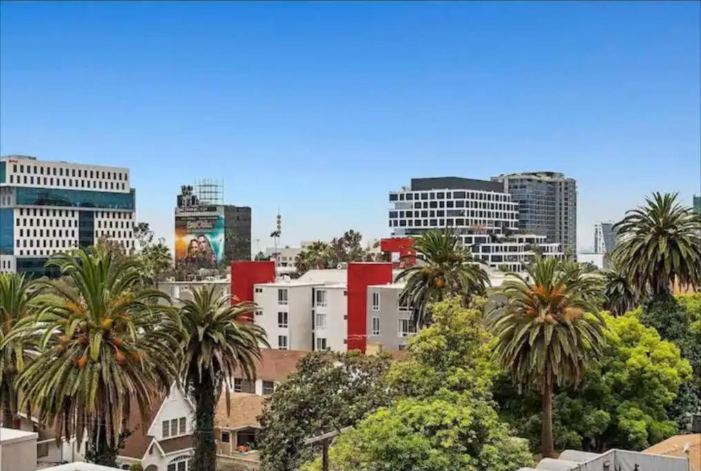Apartment Hollywood Sleep 7 Panoramic View Two Bedroom With Rooftop