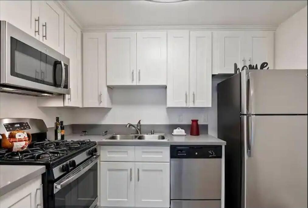 Hollywood Sleep 7 Panoramic View Two Bedroom With Rooftop * Los Angeles