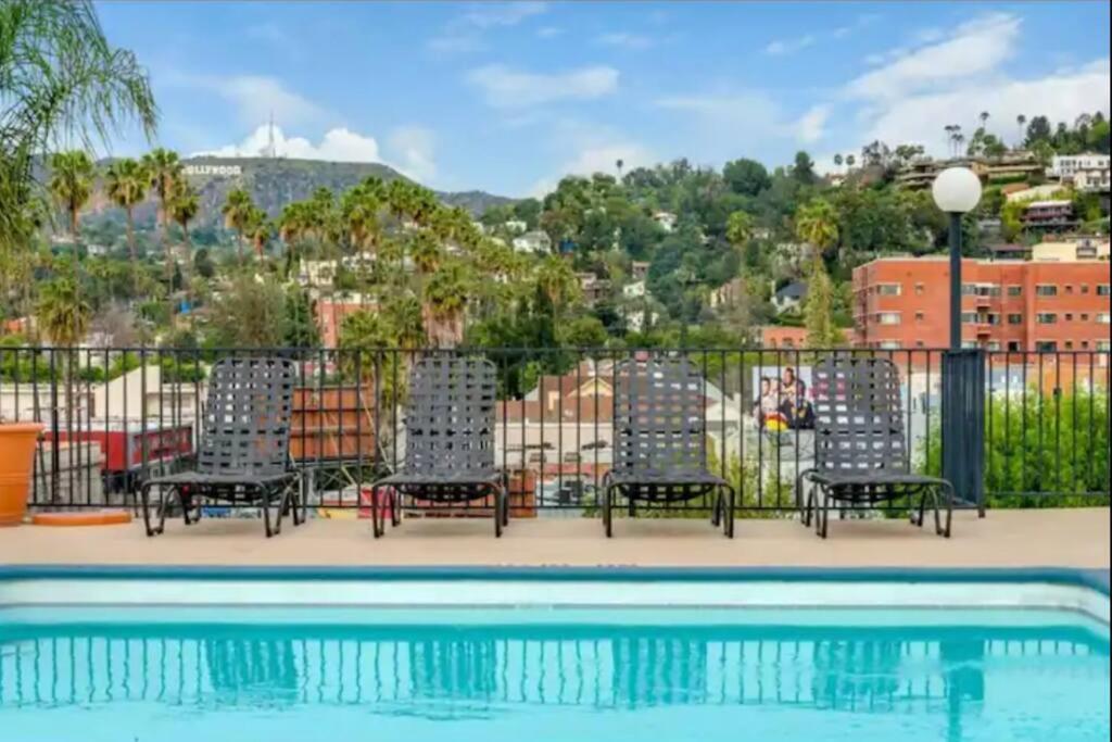 Hollywood Sleep 7 Panoramic View Two Bedroom With Rooftop *