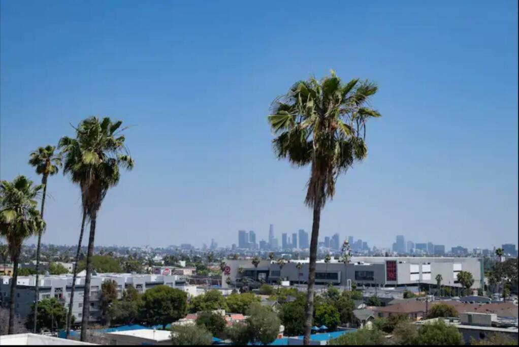 Hollywood Sleep 7 Panoramic View Two Bedroom With Rooftop Los Angeles