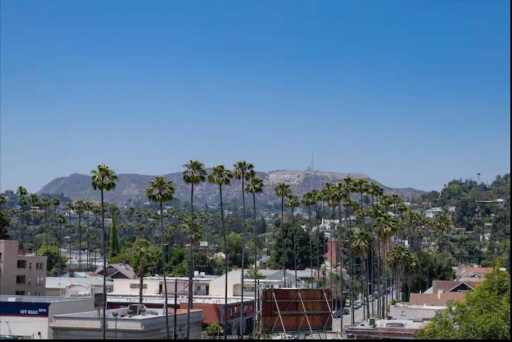Apartment Hollywood Sleep 7 Panoramic View Two Bedroom With Rooftop Los Angeles