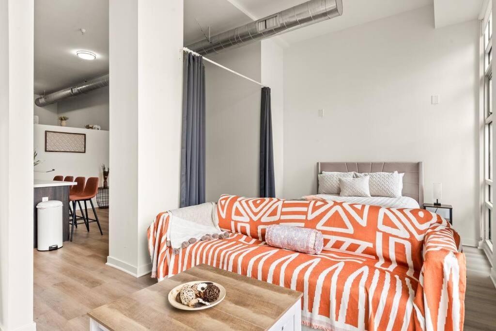 Spacious Dtla With 2 Bed, Free Parking And Pool Los Angeles