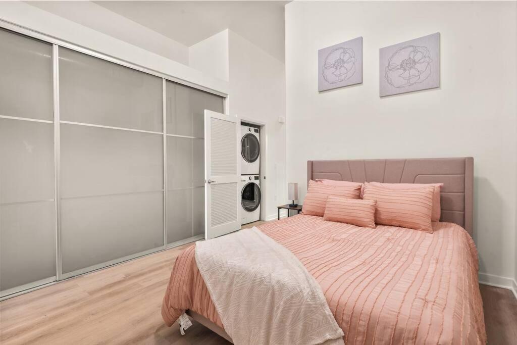 Spacious Dtla With 2 Bed, Free Parking And Pool *
