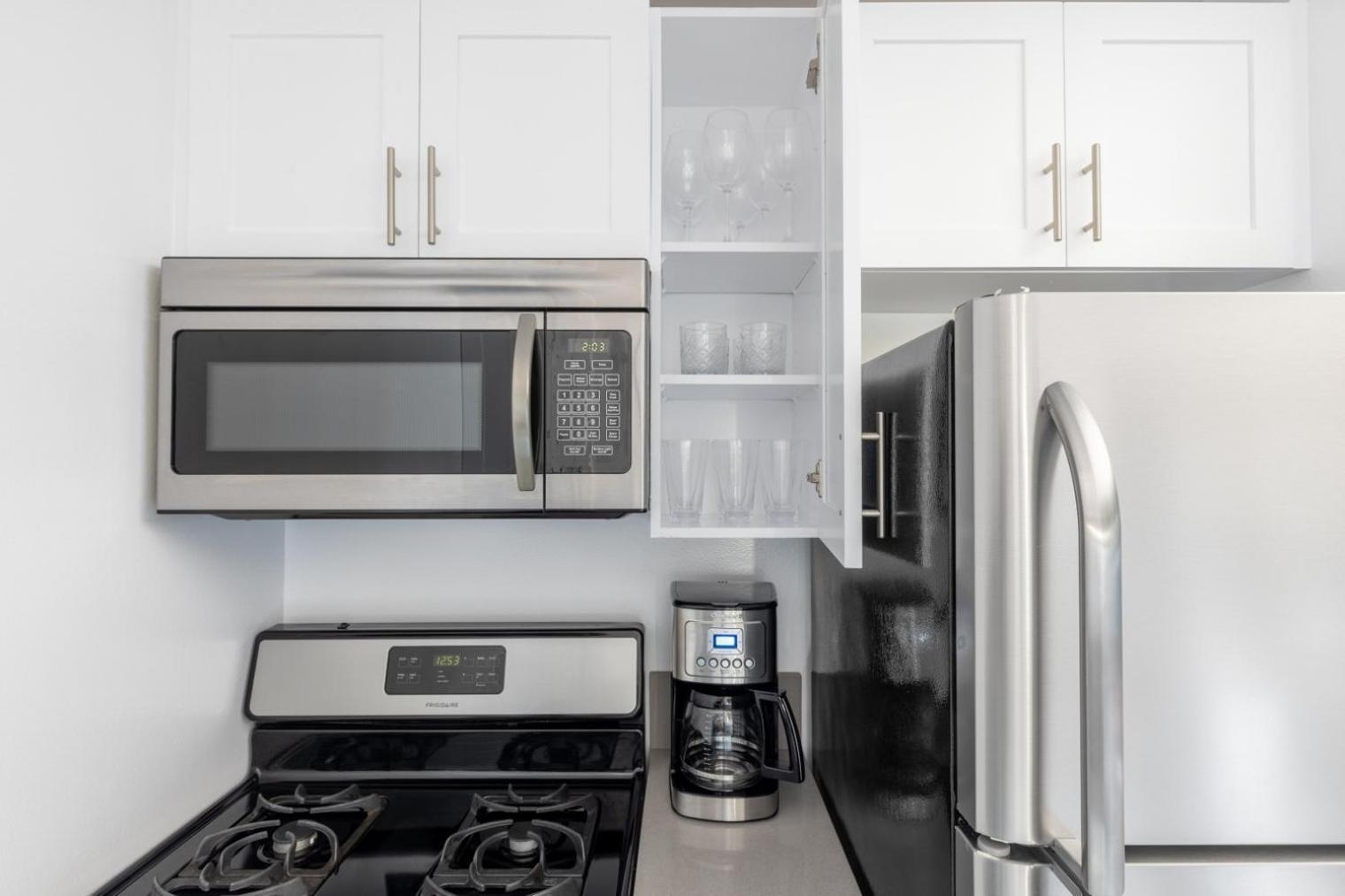 Apartment Brentwood W Pool Nr Ucla Whole Foods Lax-290